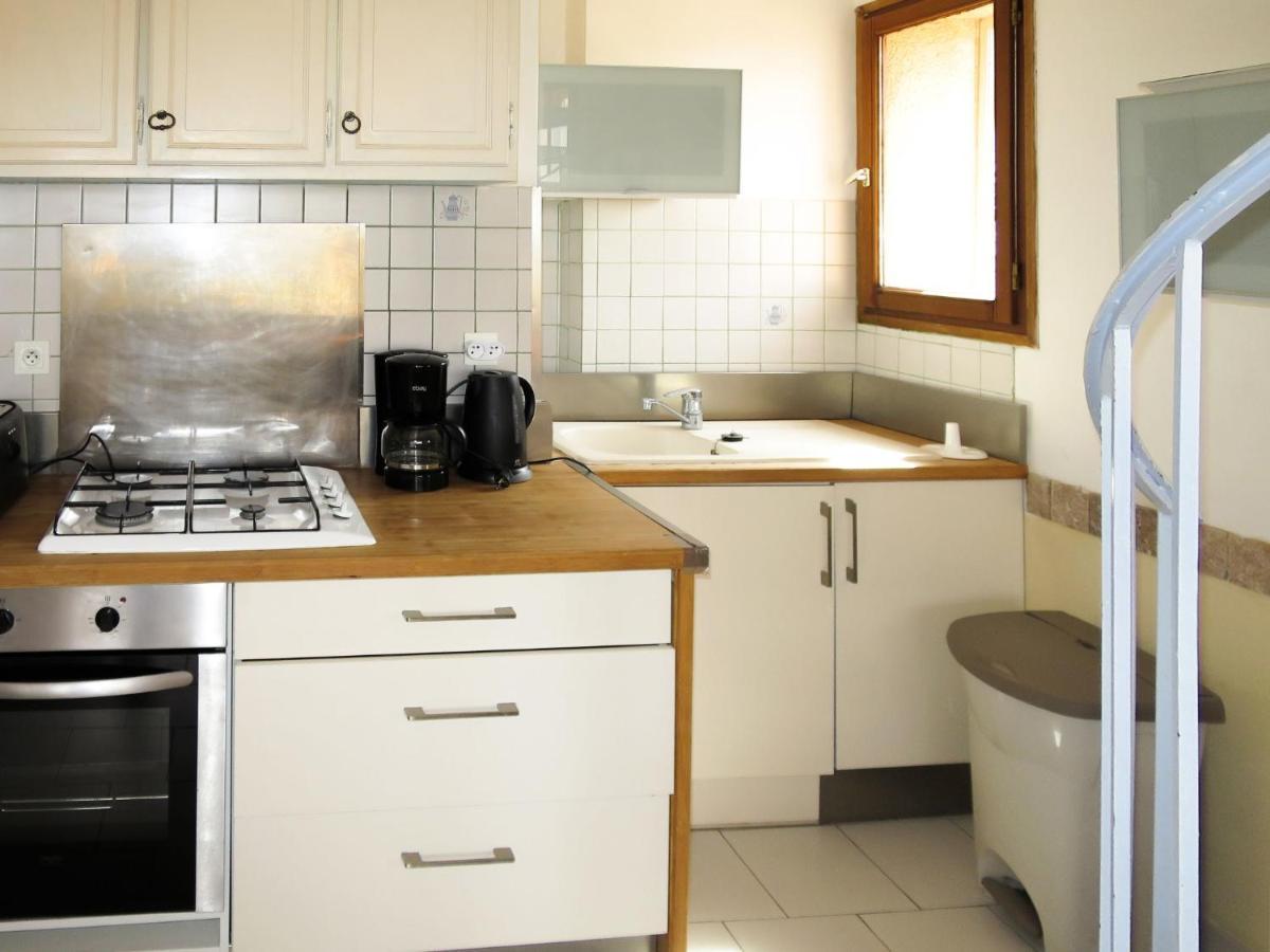 De La - Iru151 By Interhome Apartment